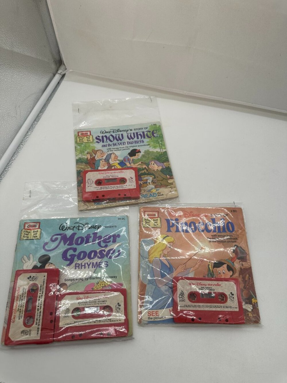 3 Walt Disney's Books & Read Along Tapes Snow White Mother Goose Pinocch
